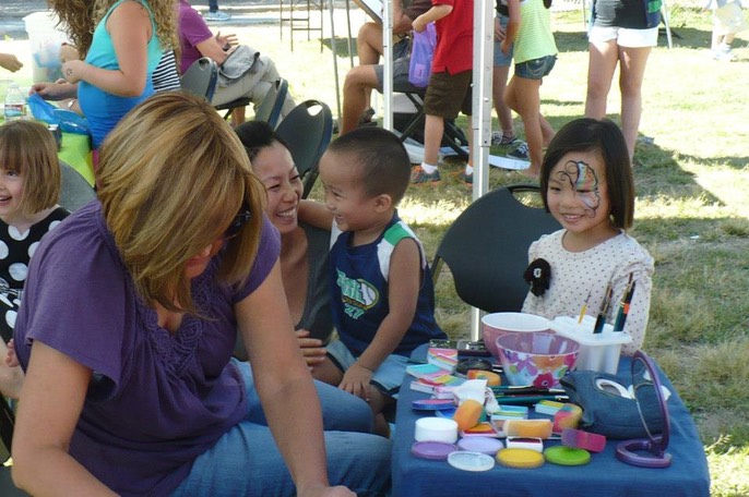 #snappyfacepainting #festival #quick #cheek #art #facepaint #facepainting #fun #easy